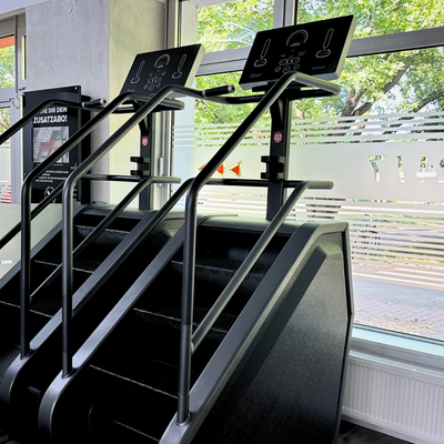 GYM4US Hennigsdorf: Step by step fit mit dem Stairmaster.